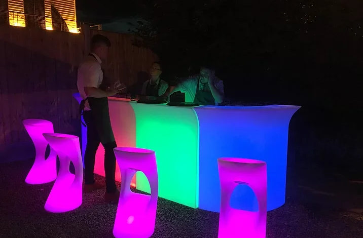 Glow Furniture: A Sustainable Option for Modern Events 