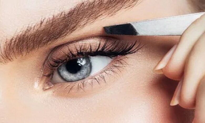 Eyelashes Tweezers in UK