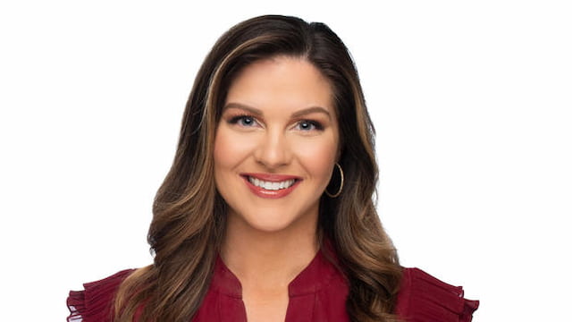 cbs 11 news anchor quits